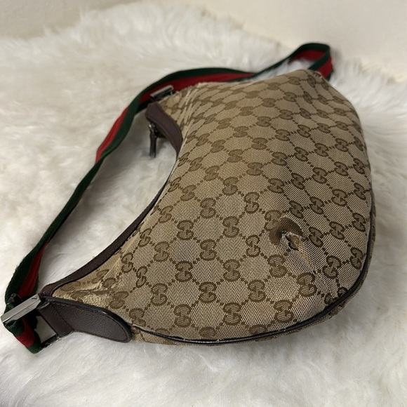 💯Authentic Gucci Shoulder Bag with Cherryline🍀 - Picture 7 of 15